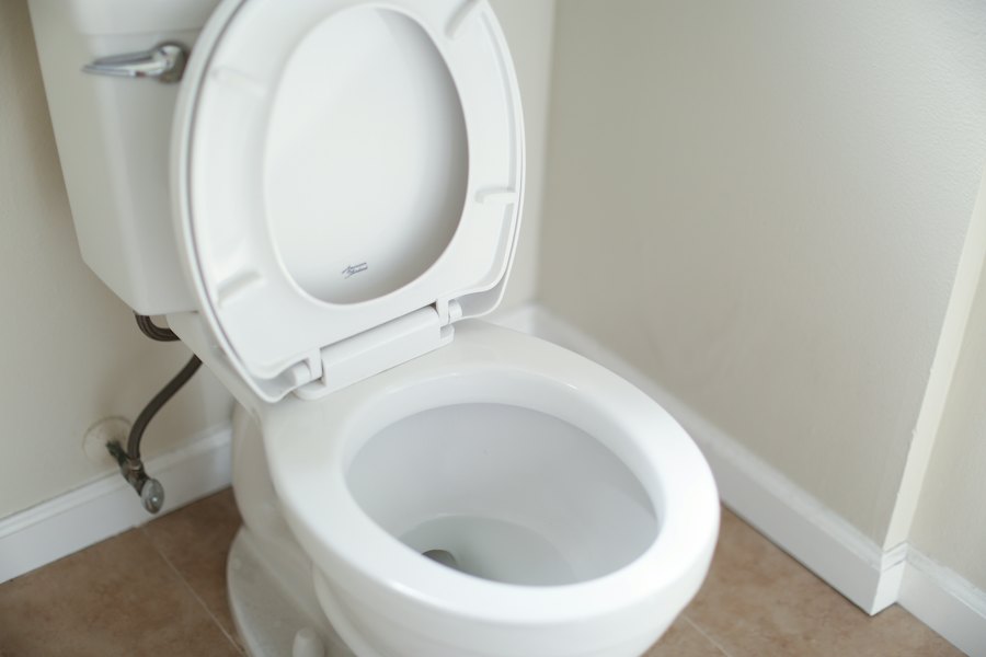 Taza de WC de un baño residencial